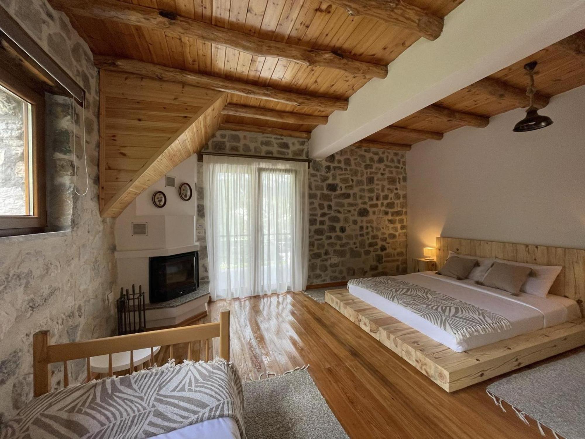 Valter & Drita'S Guesthouse Theth Exteriér fotografie