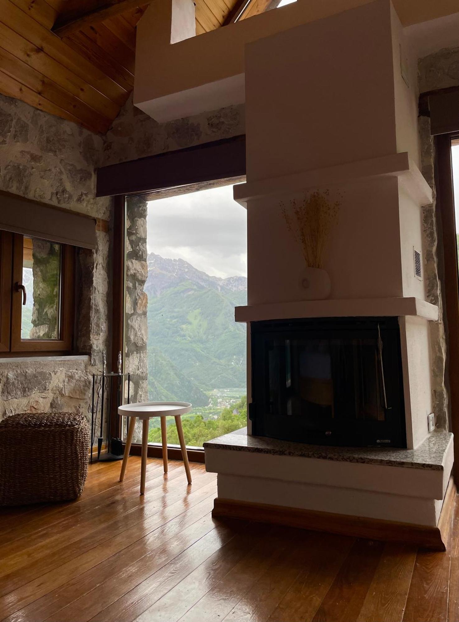 Valter & Drita'S Guesthouse Theth Exteriér fotografie