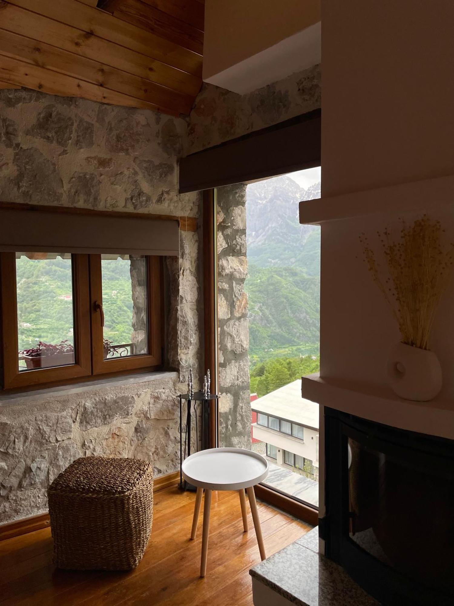 Valter & Drita'S Guesthouse Theth Exteriér fotografie